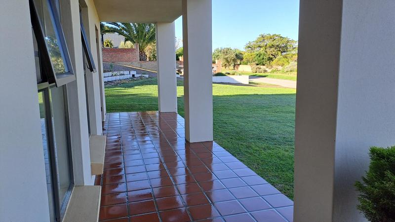 4 Bedroom Property for Sale in Stilbaai East Western Cape